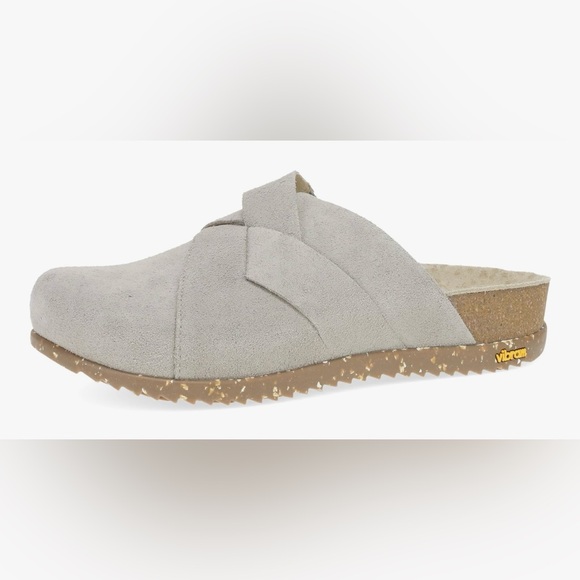 DANSKO NWOT Daniella mule clog suede cork grey gray‎ cream beige comfort contour